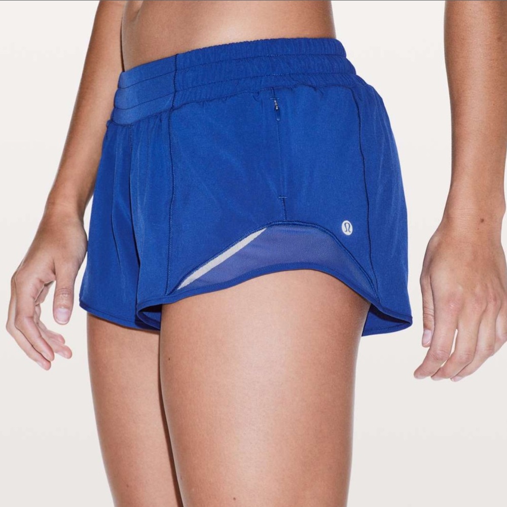 NWT! Blue Hotty Hot LR Short 2.5" size 8